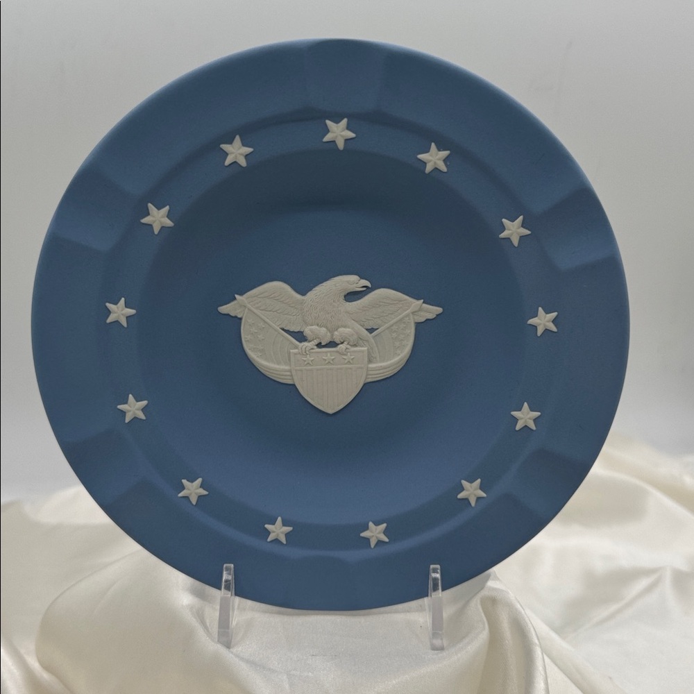 Wedgwood Blue Jasperware "Executive Ashtray" American Eagle and star; 1970s.